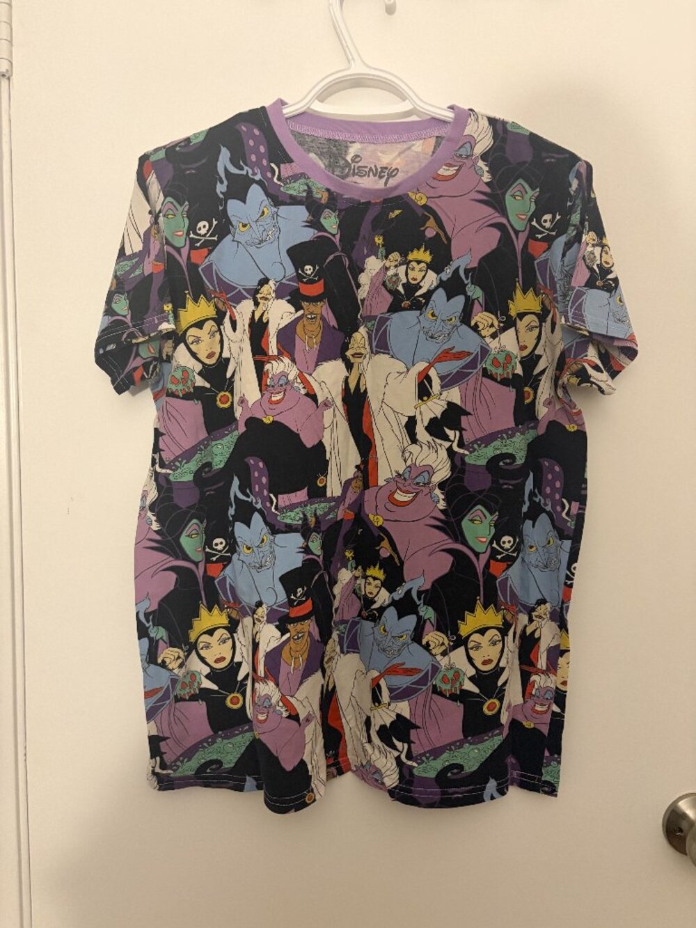 Cakeworthy Villains AOP - Size Large